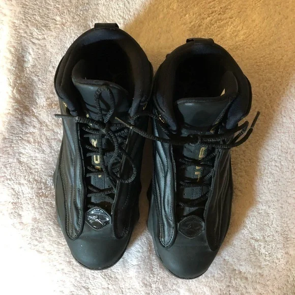 Jordan Pro Strong Black Metallic Gold (GS) Youth size 7 - Picture 6 of 6